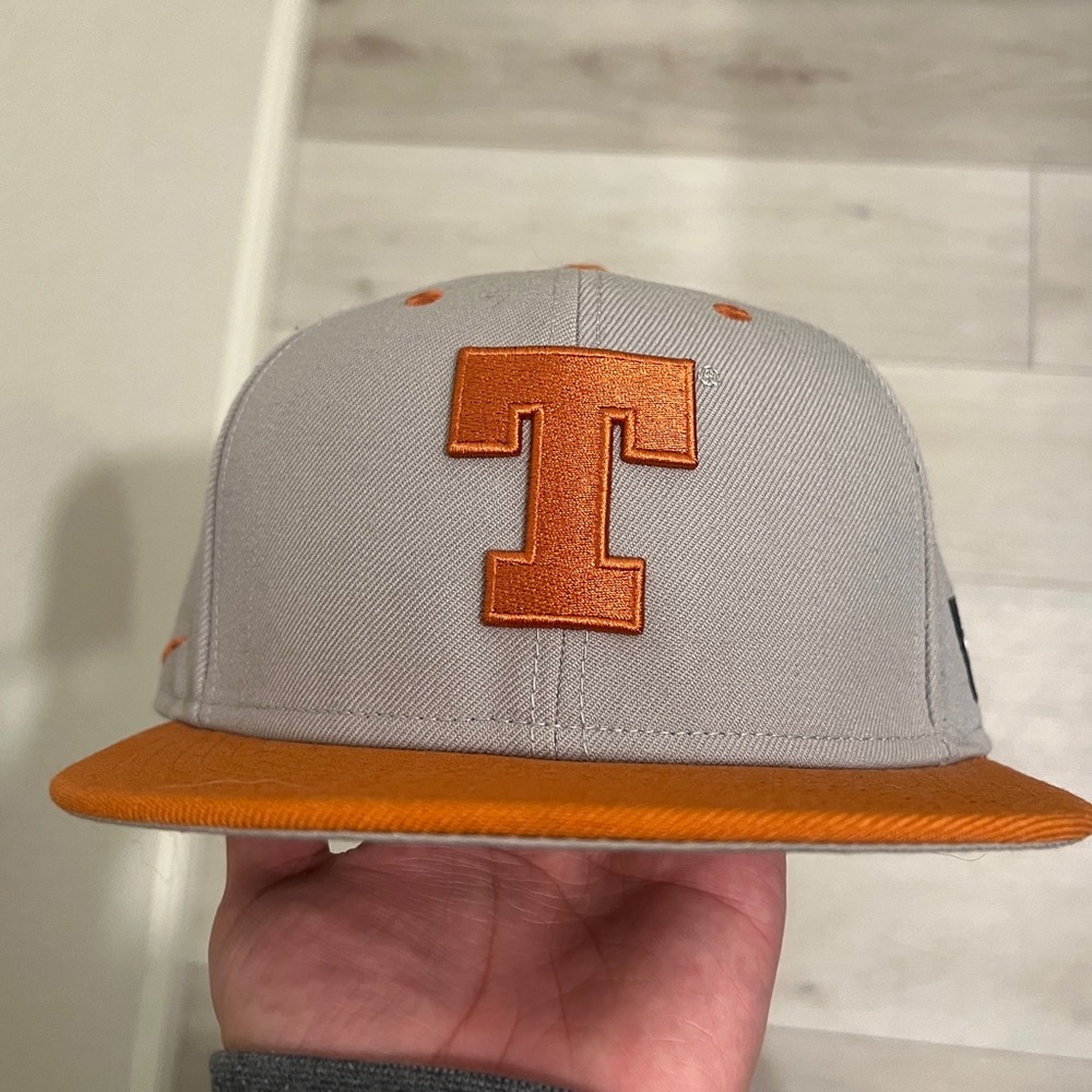Nike Texas Longhorns Baseball On Field Gray Cap with Orange Accents 7 1/8